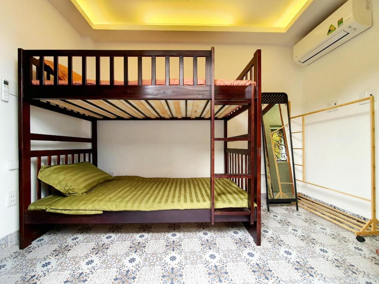 The Lovenote Capsule hotel